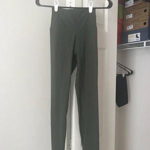 Colorfulkoala leggings